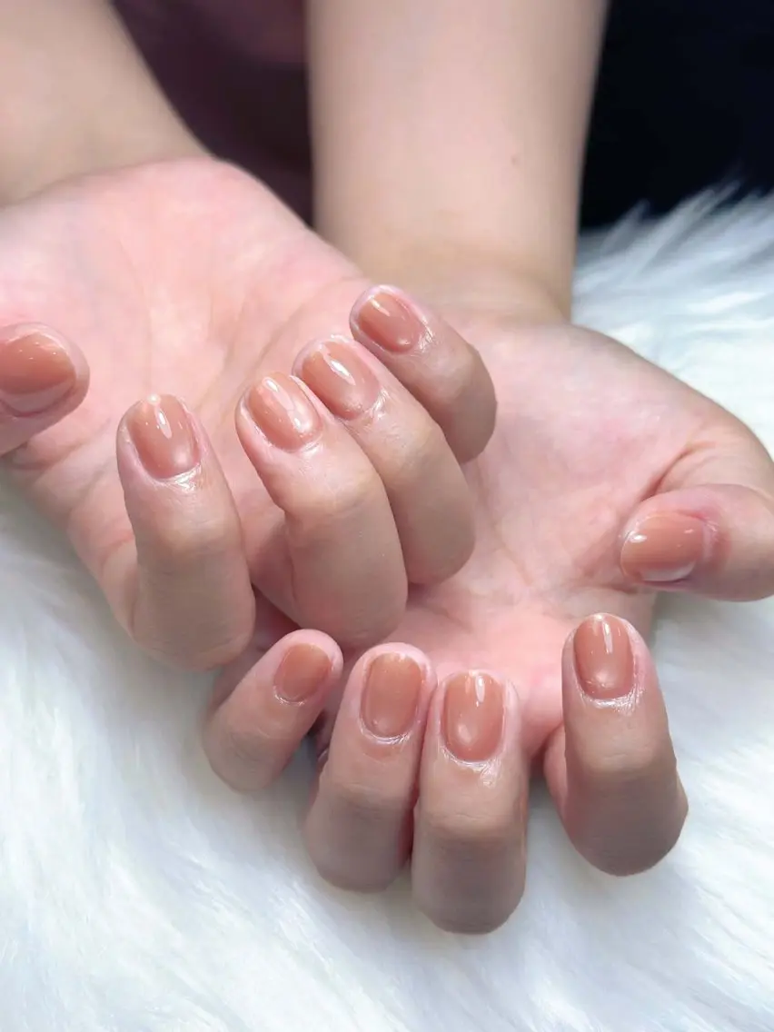 ネイル チークネイル ドット フレンチネイル グラデーション 韓国ネイル ハンドネイル Lisa Nail Salonのネイルデザイン