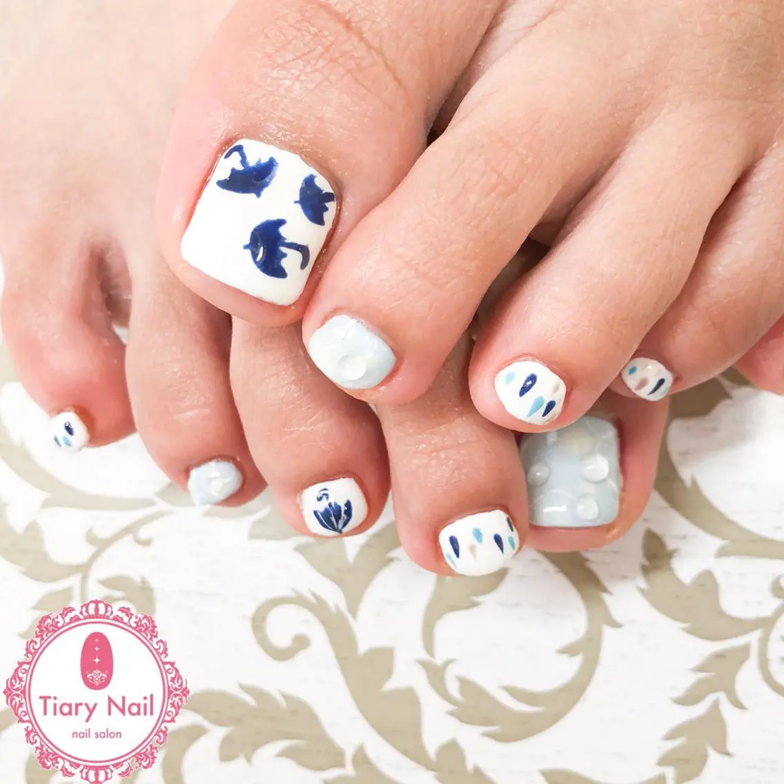 ネイル tiarynail K K🐼のネイルデザイン