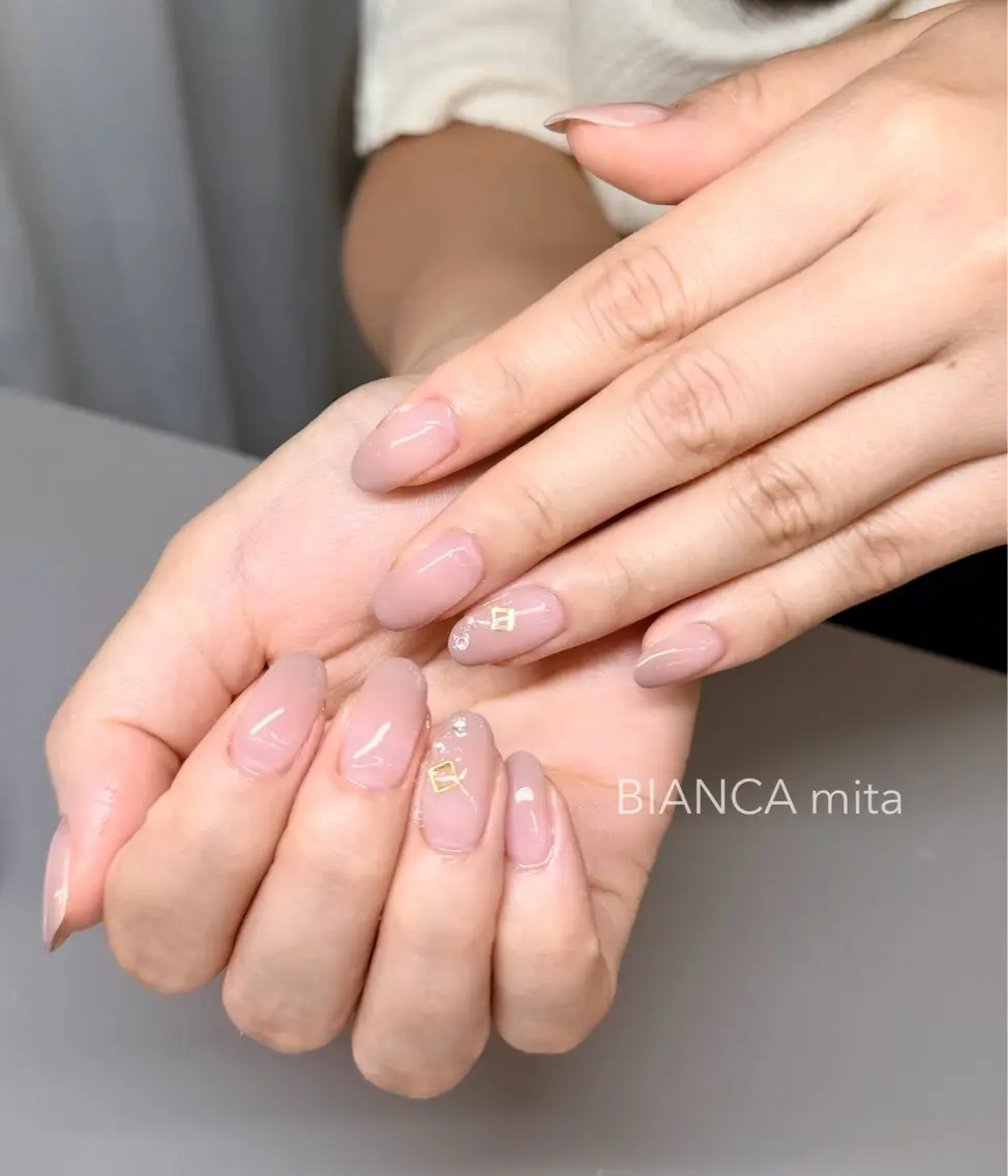 ネイル ハンドネイル Bianca 三田 IMAIのネイルデザイン