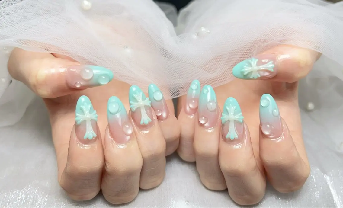 ネイル オーロラネイル チークネイル フットネイル フレンチネイル ジェルネイル ハンドネイル ハンドケア NEW NAIL💞 yukiのネイルデザイン