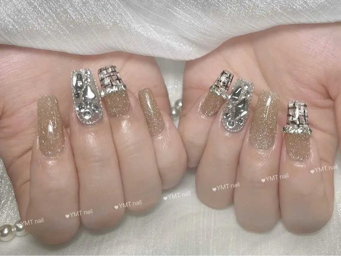 ネイル 長さ出し フットネイル ジェルネイル 韓国ネイル マグネットネイル ハンドネイル YMT. NailStudioのネイルデザイン