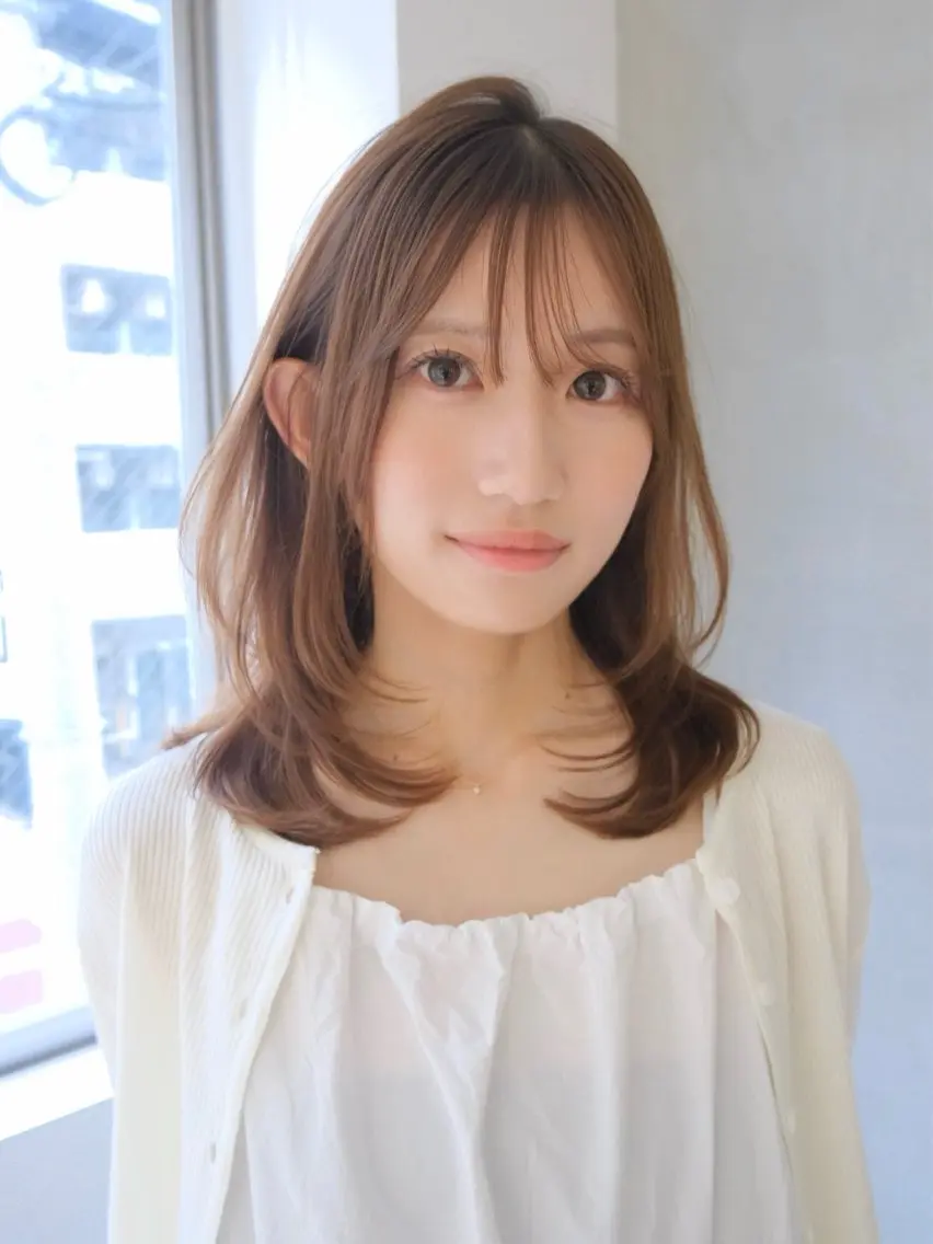 ミディアム カット ショウタ/レイヤーカ ット/透明感カラーのヘアスタイル