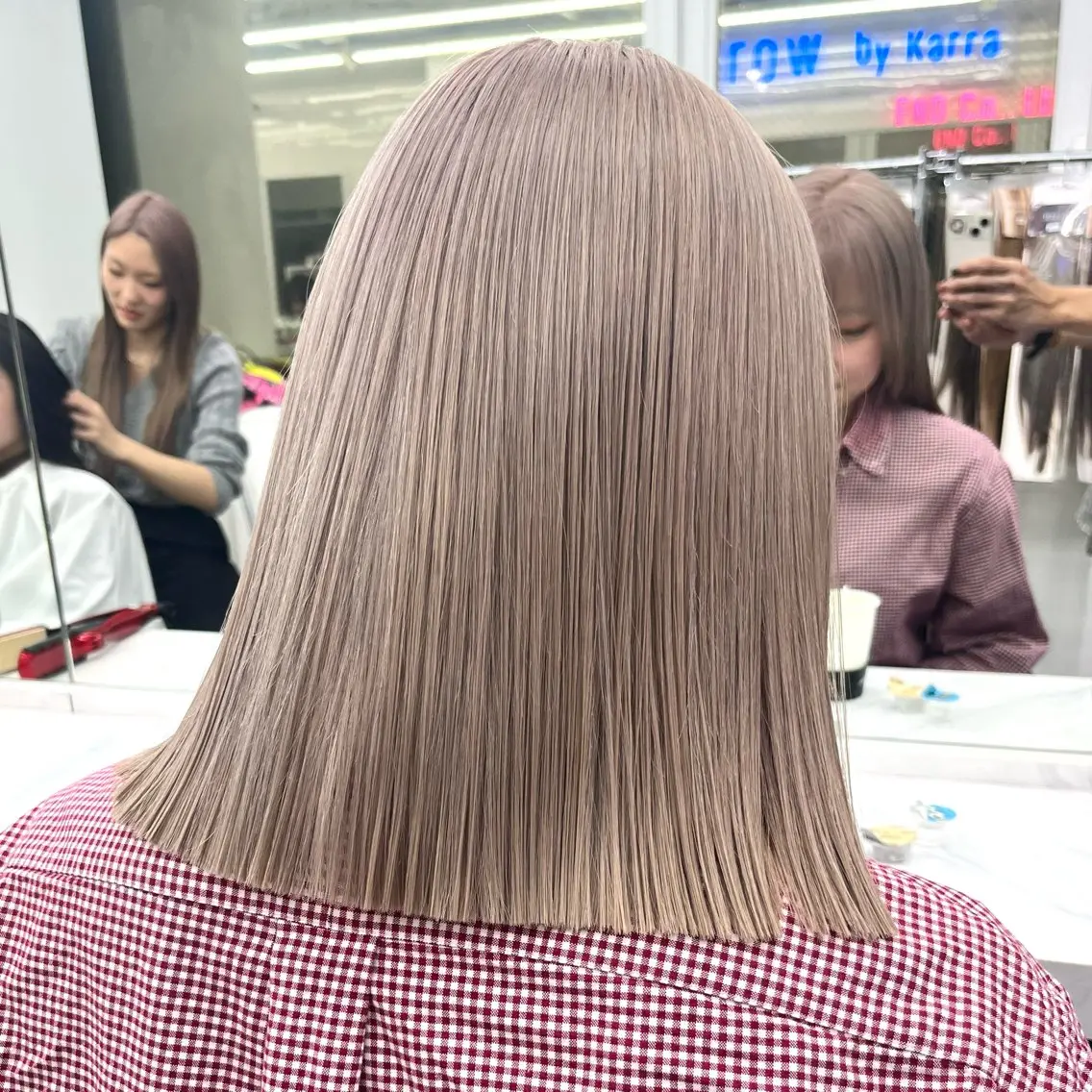 ミディアム カラー ヘアカラー トリートメント ヘアセット レン🎨ハイトーン× エクステ🎨渋谷のヘアスタイル