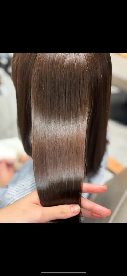 ミディアム おかだ まなみのヘアスタイル