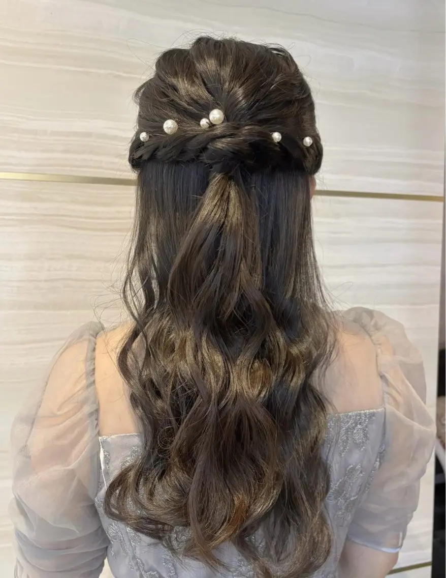 ロング ヘアアレンジ 相澤 咲希のヘアスタイル