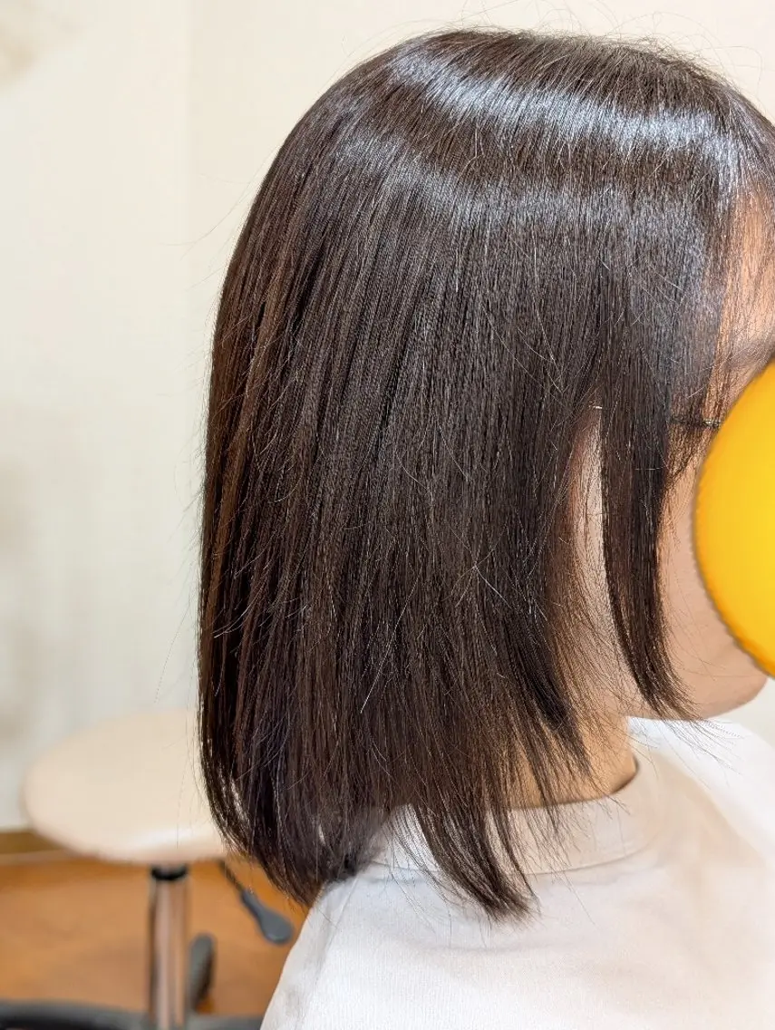 ミディアム 小島 崇子のヘアスタイル