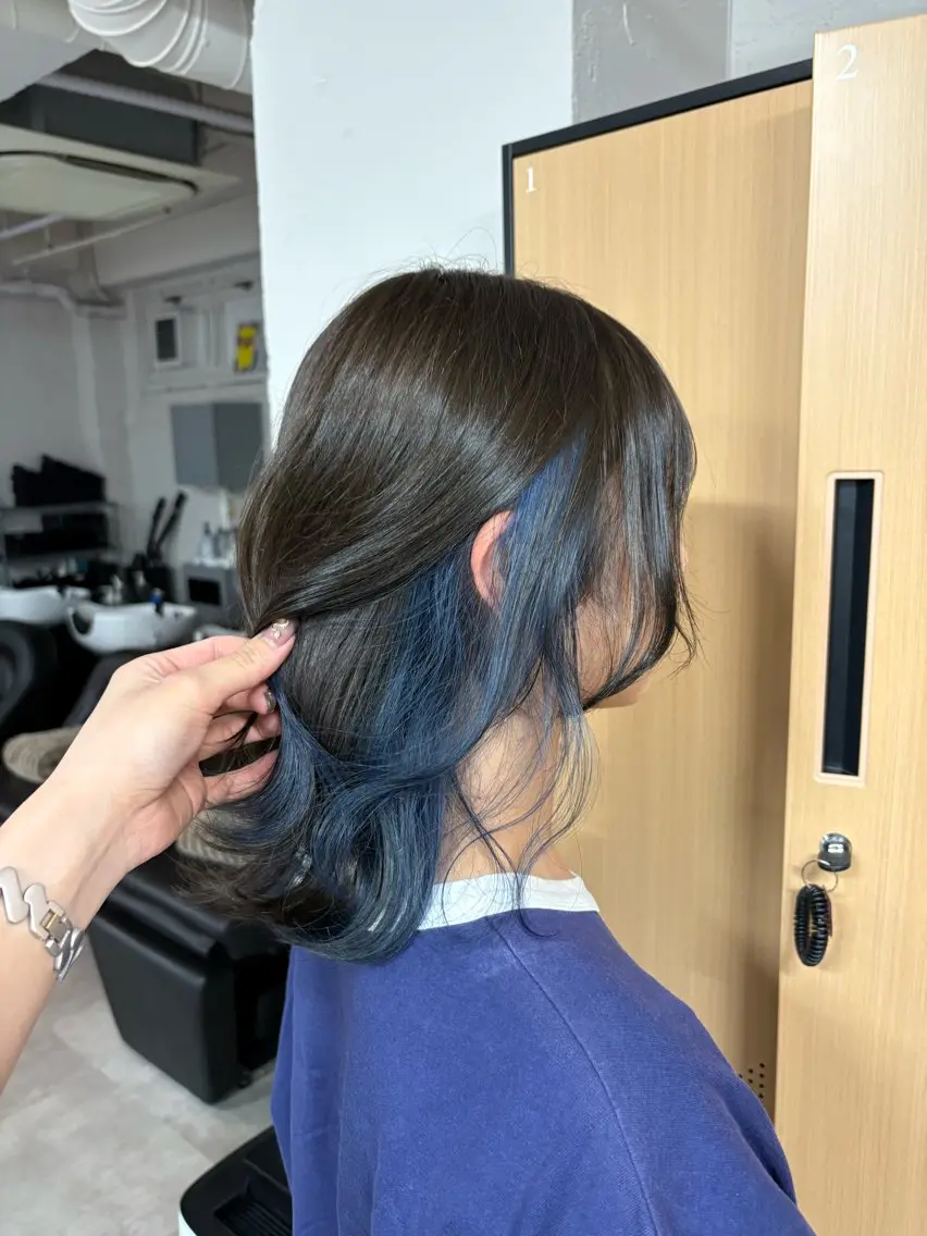 ミディアム ヘアカラー tokute 中野真咲🐺のヘアスタイル