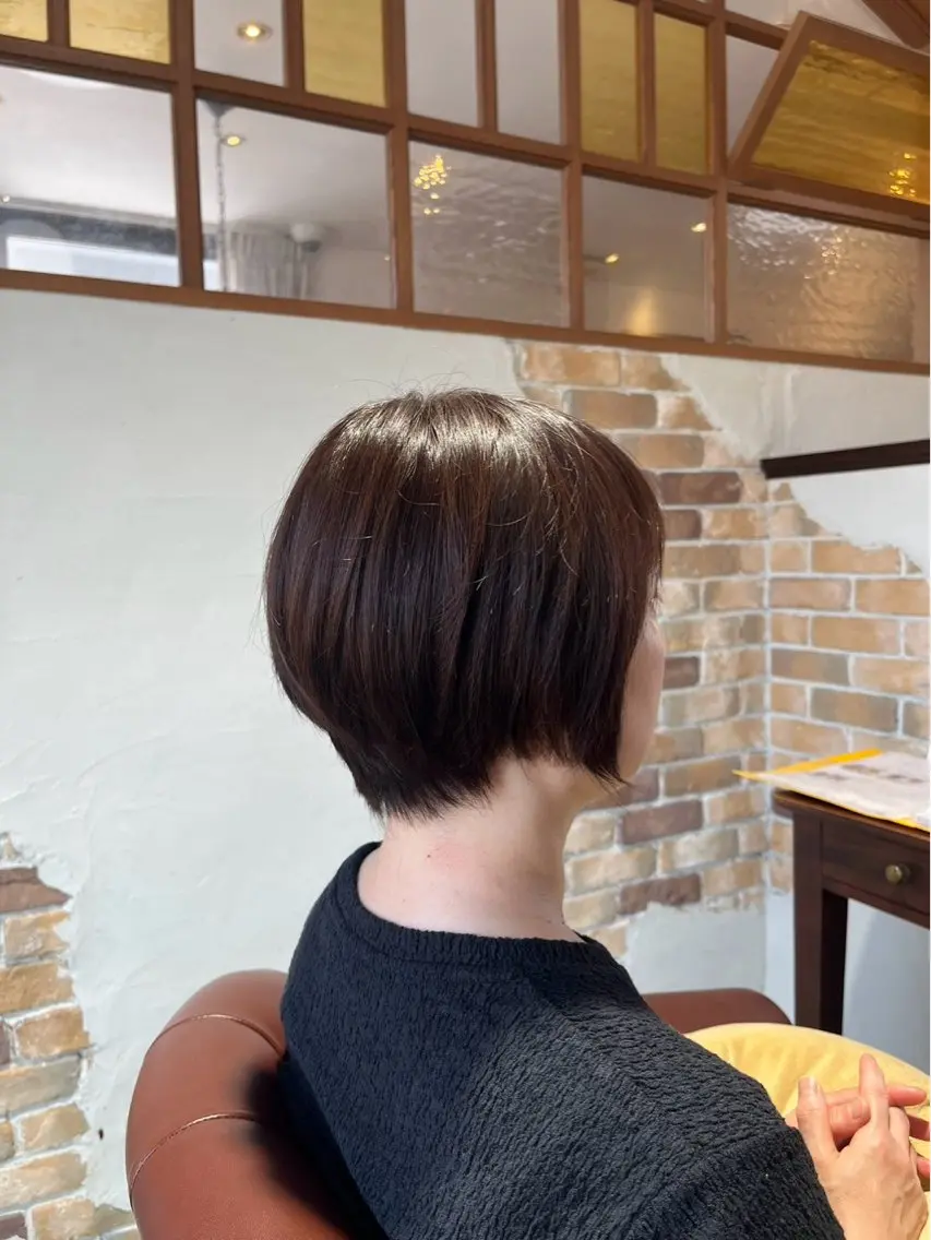 ショート カット ヘアカラー adorable ももちのヘアスタイル