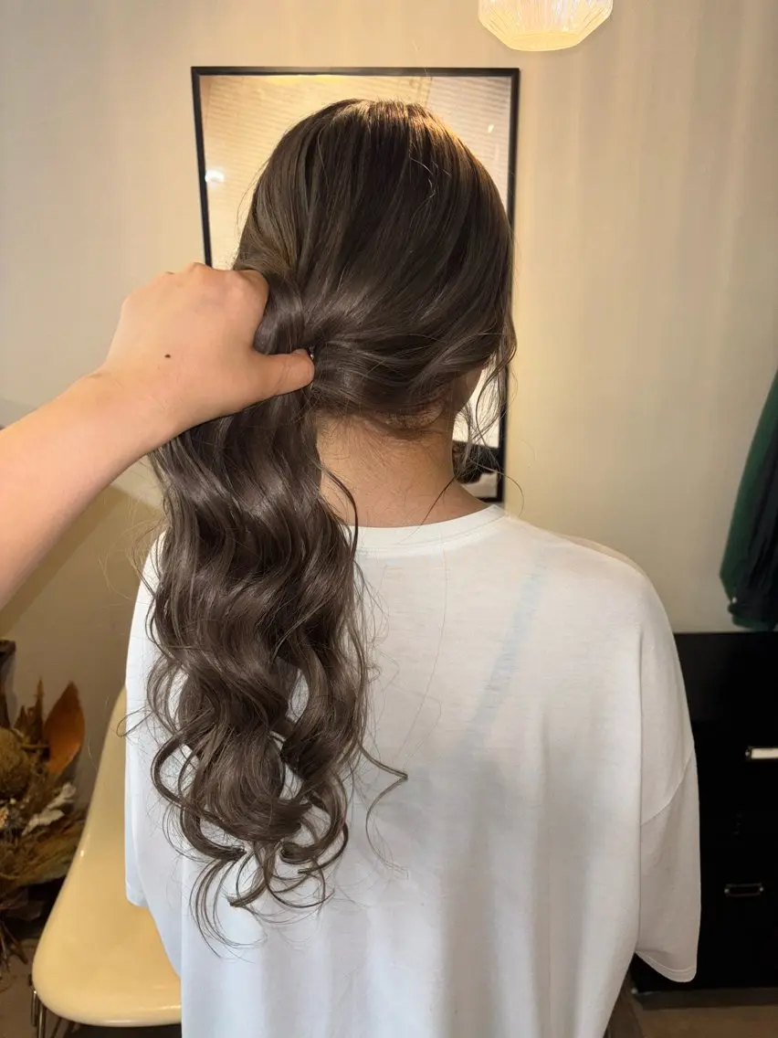 カラー アッシュ アッシュグレー アッシュグレージュ 透明感カラー グレージュ ヘアカラー HIGA 🐾のヘアスタイル