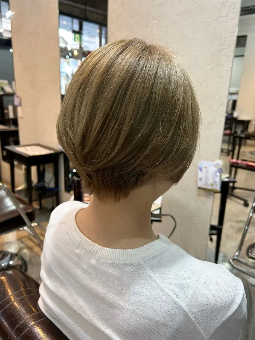 ショート ショートボブ ボブ ショートヘア ヘアカラー トリートメント 桜田 修未のヘアスタイル