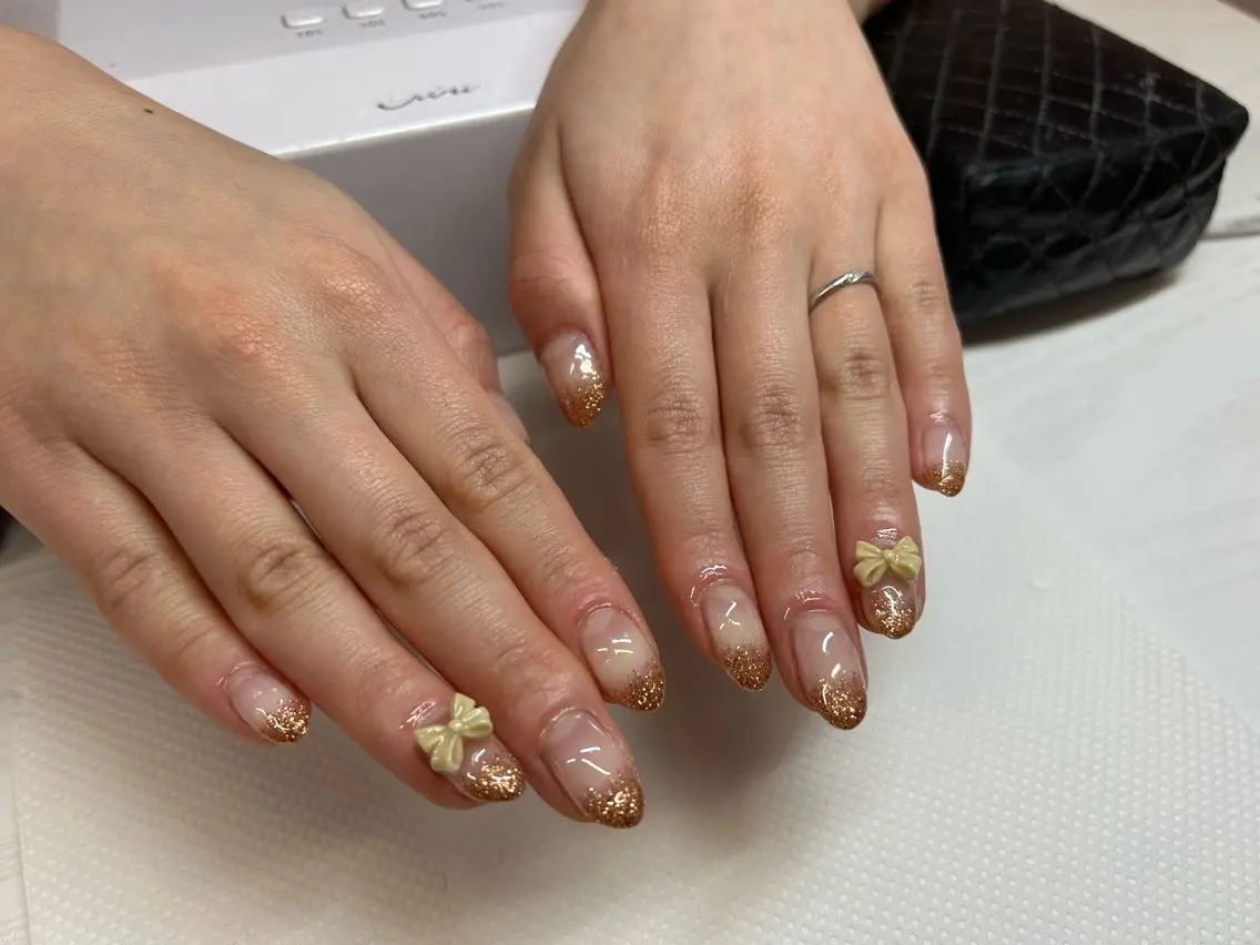 オフあり💅ハンド　ラメグラ◆の写真