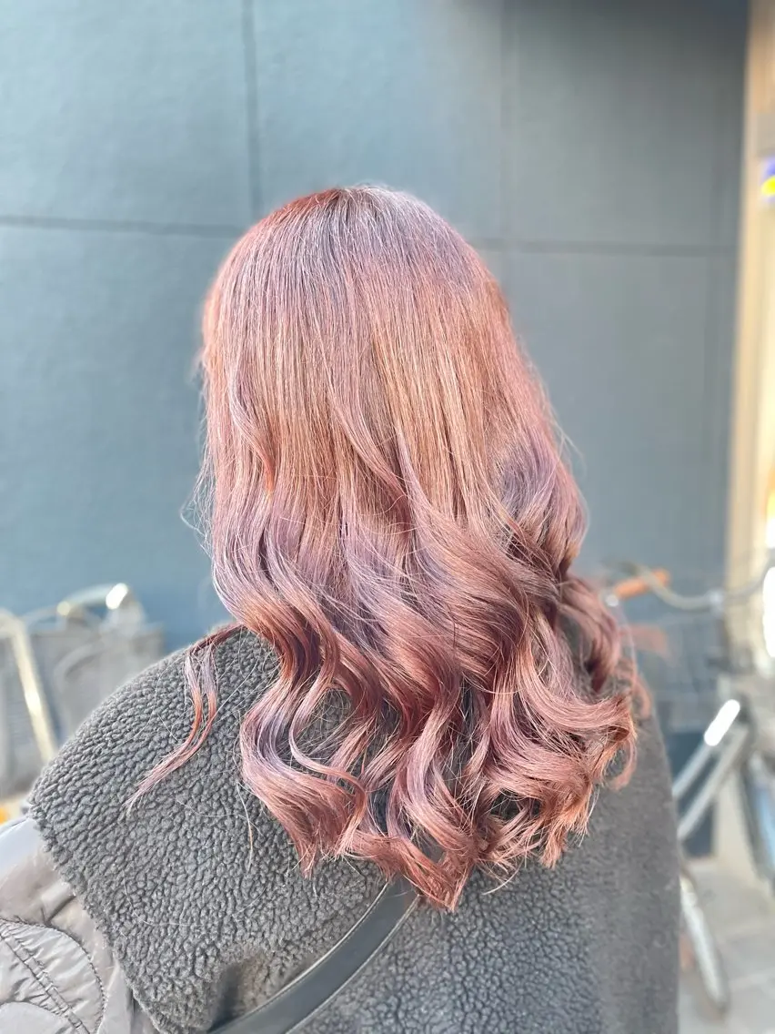 ミディアム カット ヘアカラー 山本 純平のヘアスタイル