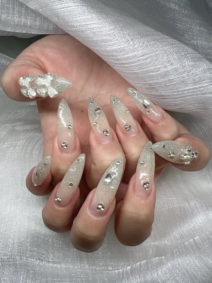 ネイル ハンドネイル Lee Nails チップ長さだし専門店のネイルデザイン