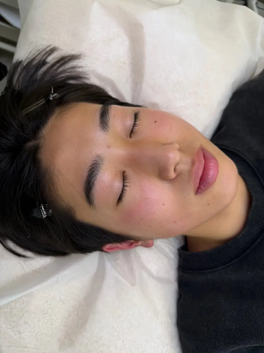 メンズ アイブロウ メンズ韓国風 ワックス脱毛 眉カット その他(アイブロウ) 眉毛/美肌の専門店 Mily🍒ミウィの眉毛・アイブロウイメージ