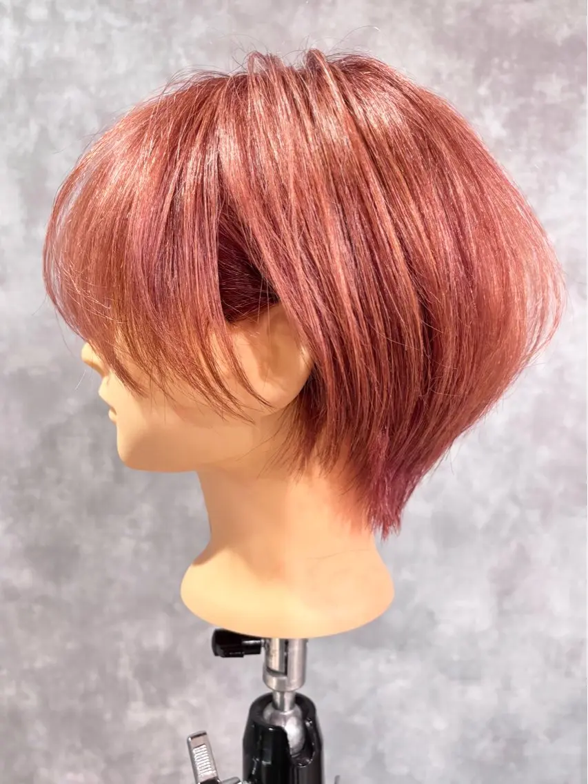 ショート カラー カット クロヤマ ノアミのヘアスタイル