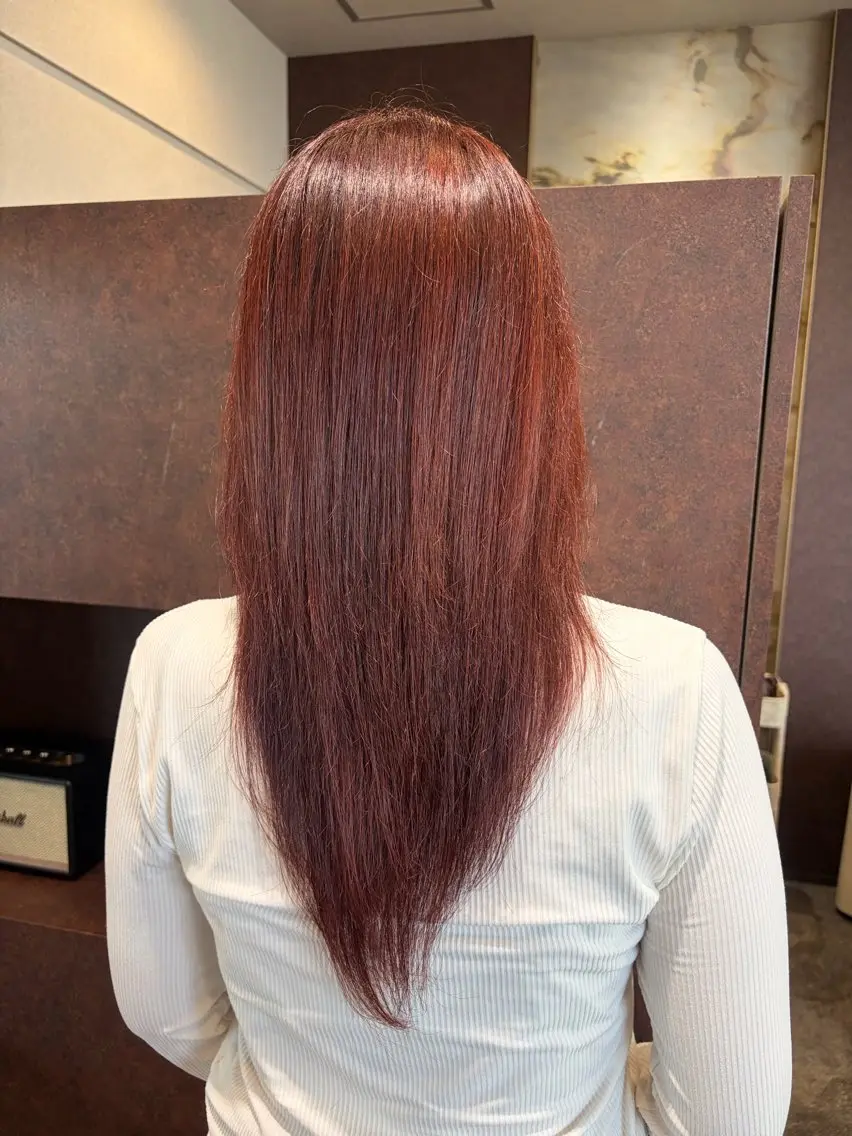 ロング カラー 吉田 萌花のヘアスタイル