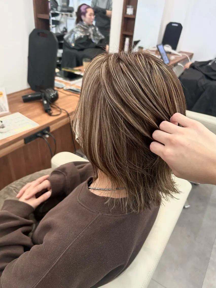 ミディアム ヘアカラー 🦖manami 🦖のヘアスタイル