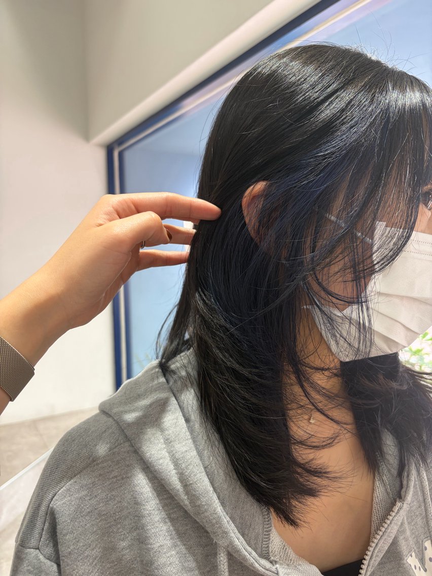 ミディアム ヘアカラー hana _のヘアスタイル