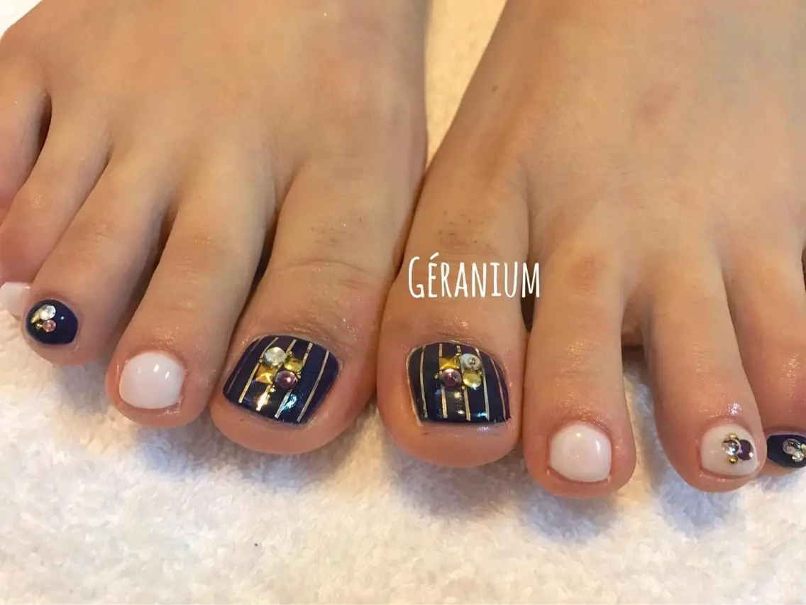 ネイル フットネイル GéRanium Harukaのネイルデザイン