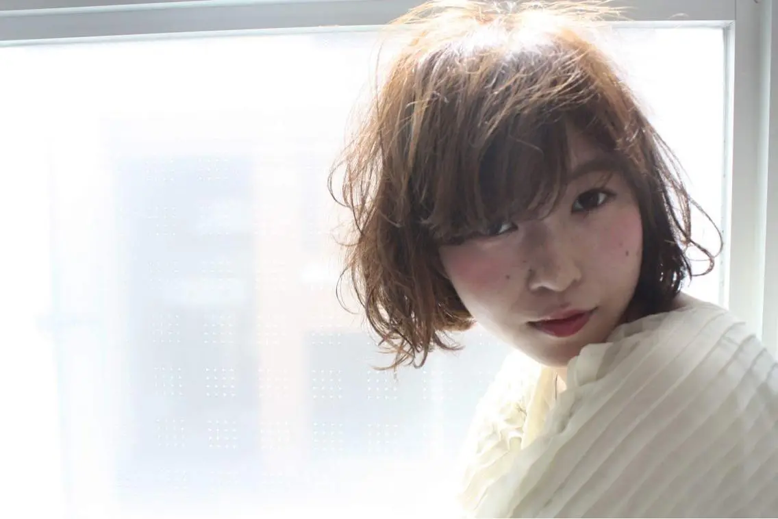 ショート ミディアム セミロング カラー パーマ tuuli トゥーリのヘアスタイル