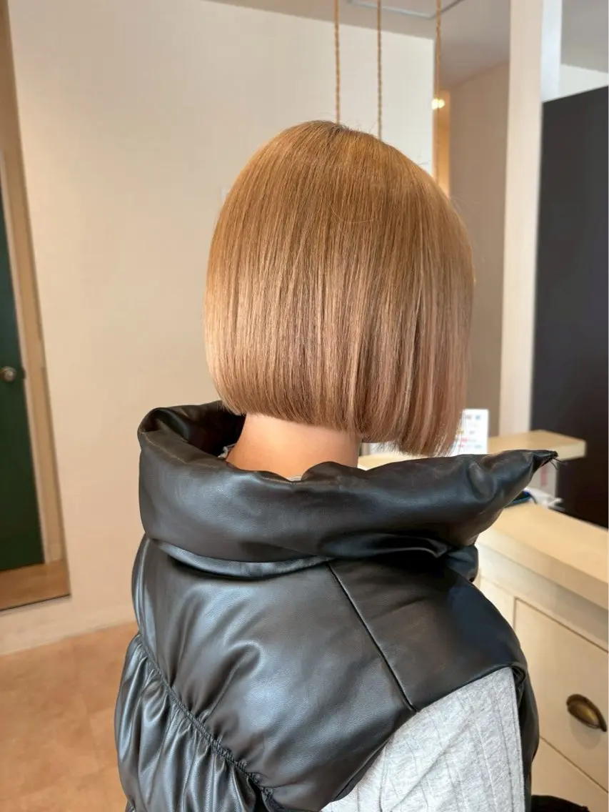 ショート カラー YURA hairのヘアスタイル