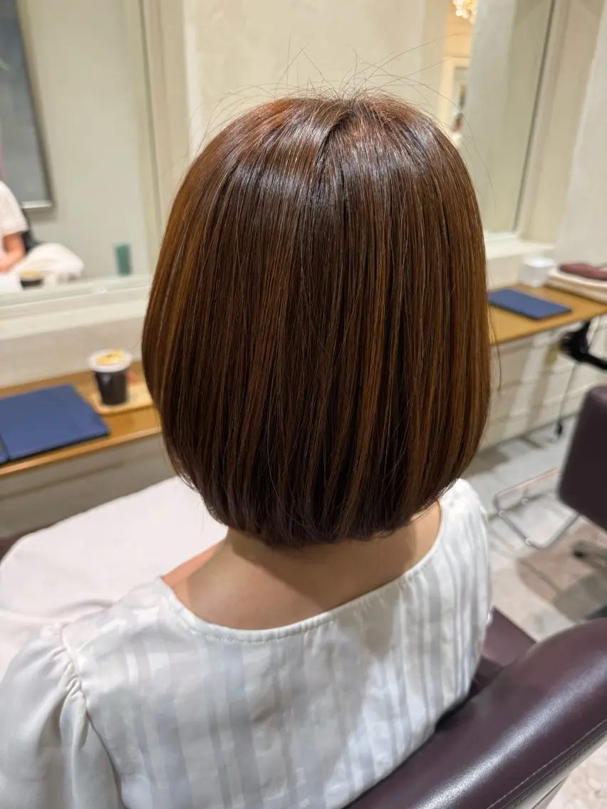 ミディアム ミディアムパーマ 酸性ストレート 松榮 明衣のヘアスタイル