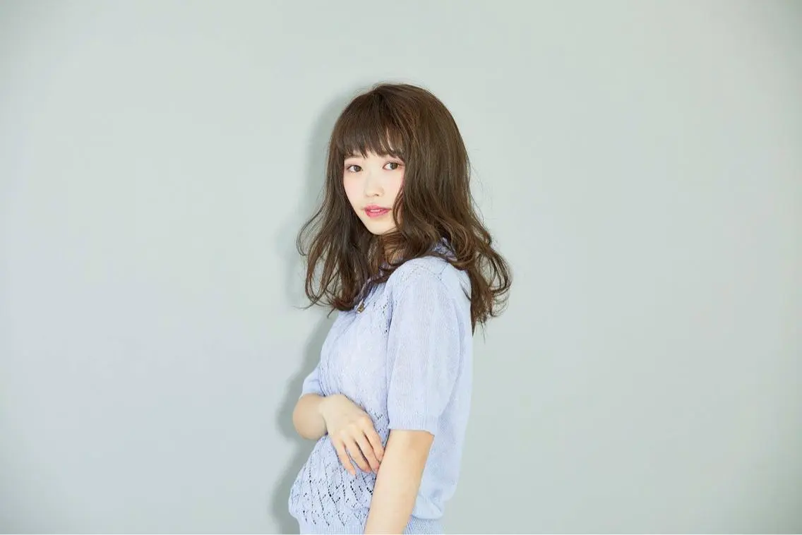 ミディアム カラー グレージュ 【似合わせカット】 松尾一気のヘアスタイル
