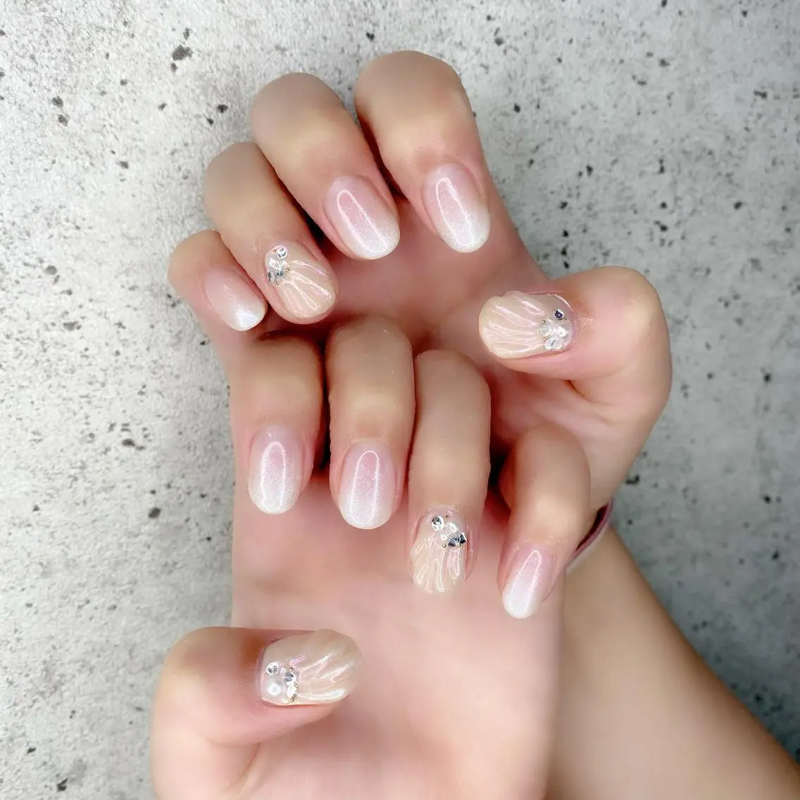 ミディアム カラー パーマ ヘアアレンジ メンズ キッズ ネイル マツエク・マツパ 結婚式・ブライダル グラデーションカラー 結婚式・ブライダル グラデーション 夏ネイル ハンドネイル Salon Ｋのネイルデザイン