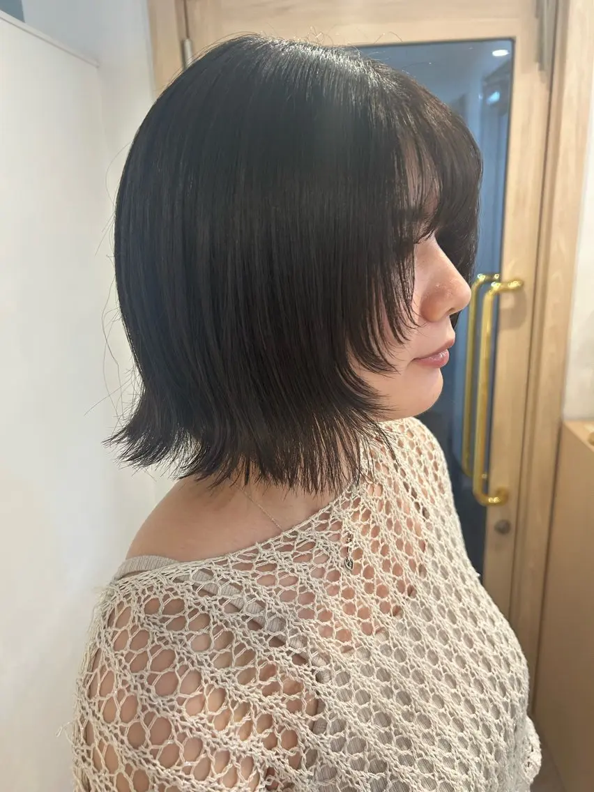 ショート カラー ボブ 顔まわりレイヤー 顔周りカット レイヤーカット カット ヘアカラー ボブ/レイヤー ナカミネアキナのヘアスタイル
