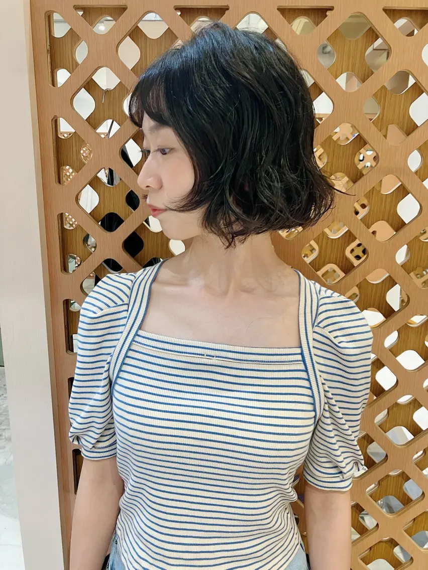ショート パーマ ボブ くせ毛 ニュアンスパーマ カット パーマ 川間 将彦のヘアスタイル