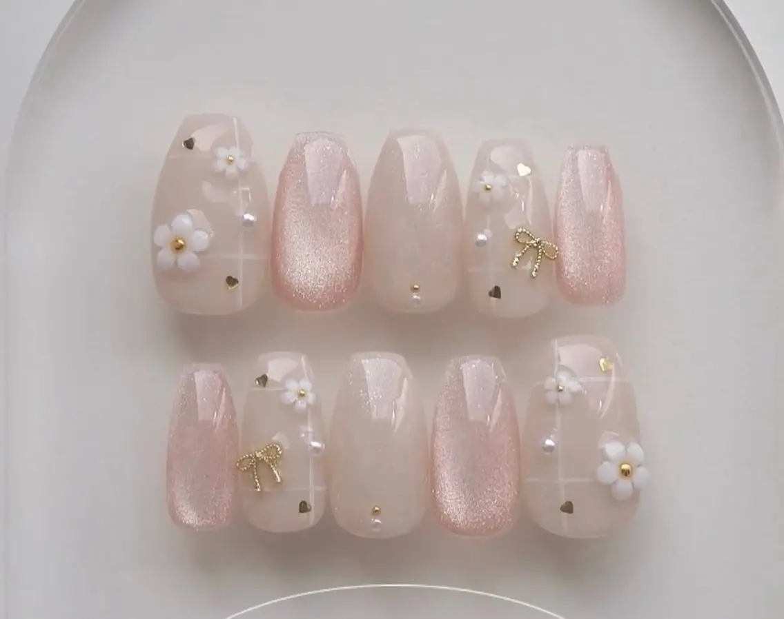 ネイル ハンドネイル ハンドケア あや✨🌸長さだし カワイイ系ピンク専門のネイルデザイン