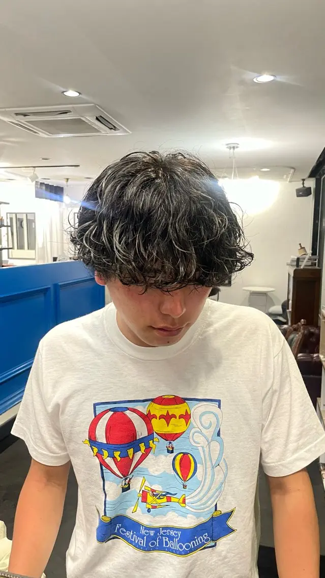 カラー ヘアカラー トリートメント NARVIS marinのヘアスタイル