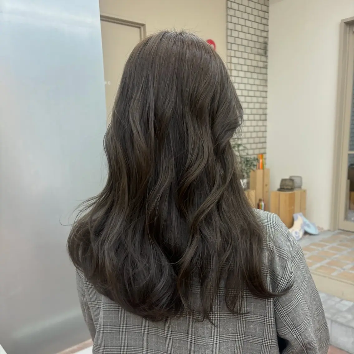 ロング カラー 山内 瑠莉のヘアスタイル