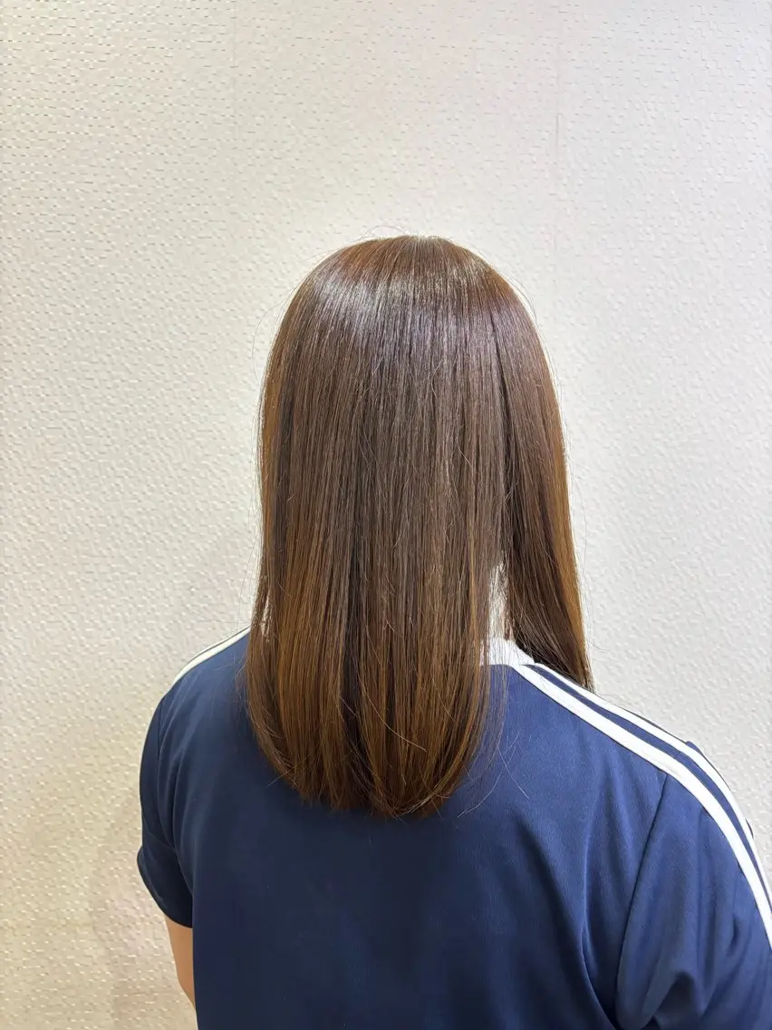 セミロング カラー アッシュ ベージュカラー ヘアカラー 田中 サキのヘアスタイル