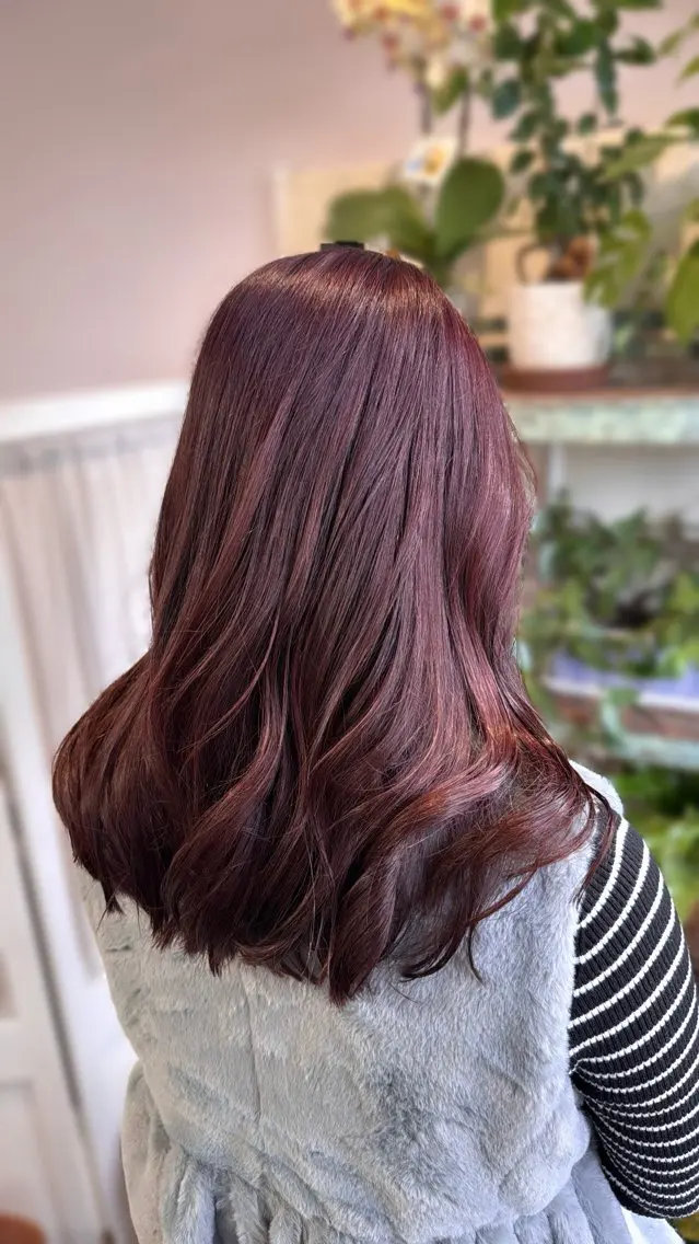 ロング カラー ブリーチ カット ヘアカラー トリートメント Sakura .のヘアスタイル