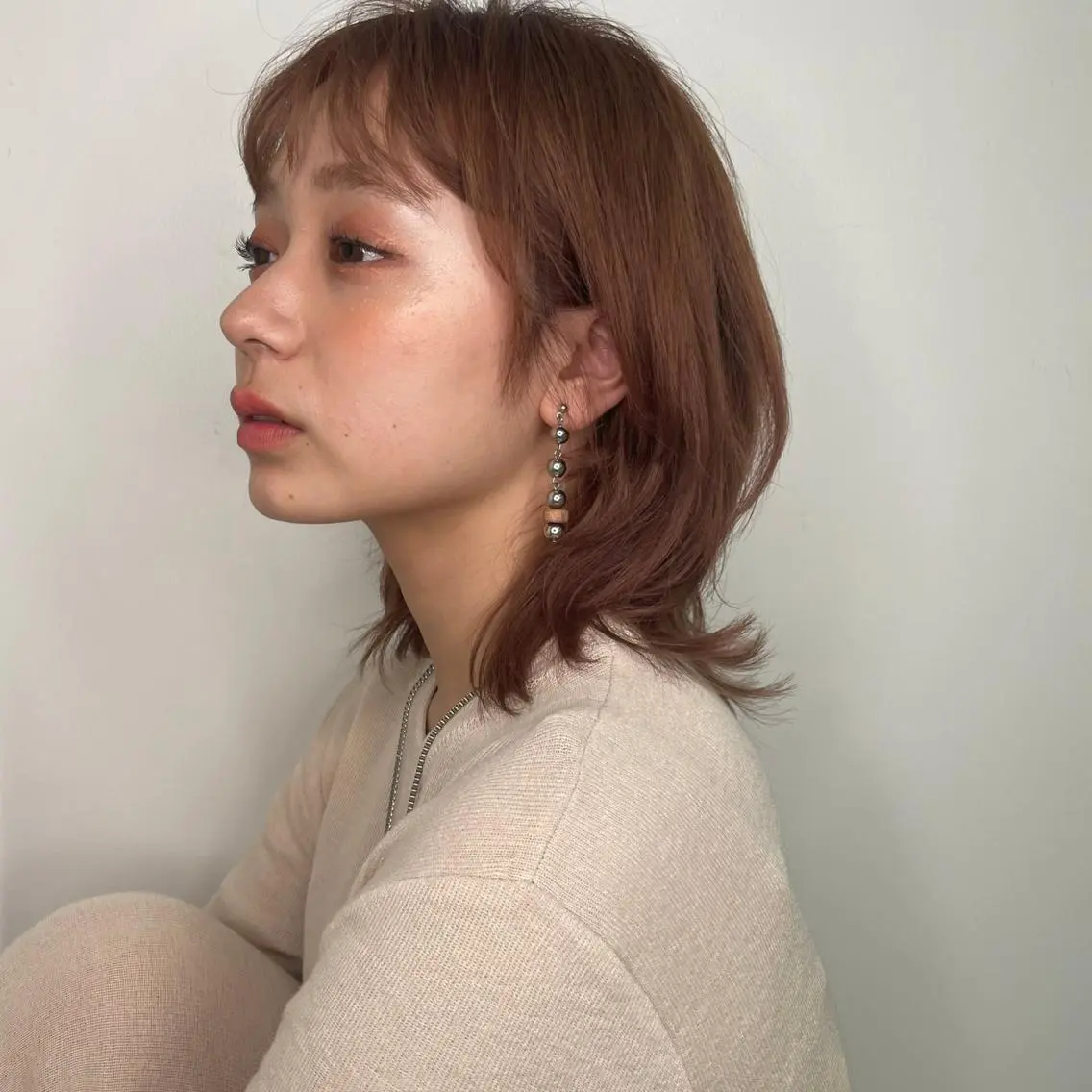 ミディアム 庭木 華瑠のヘアスタイル