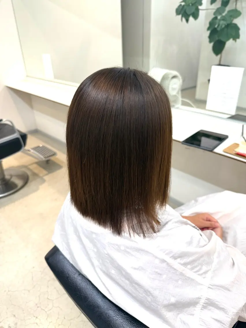 ミディアム 縮毛矯正 岡田 一紗のヘアスタイル