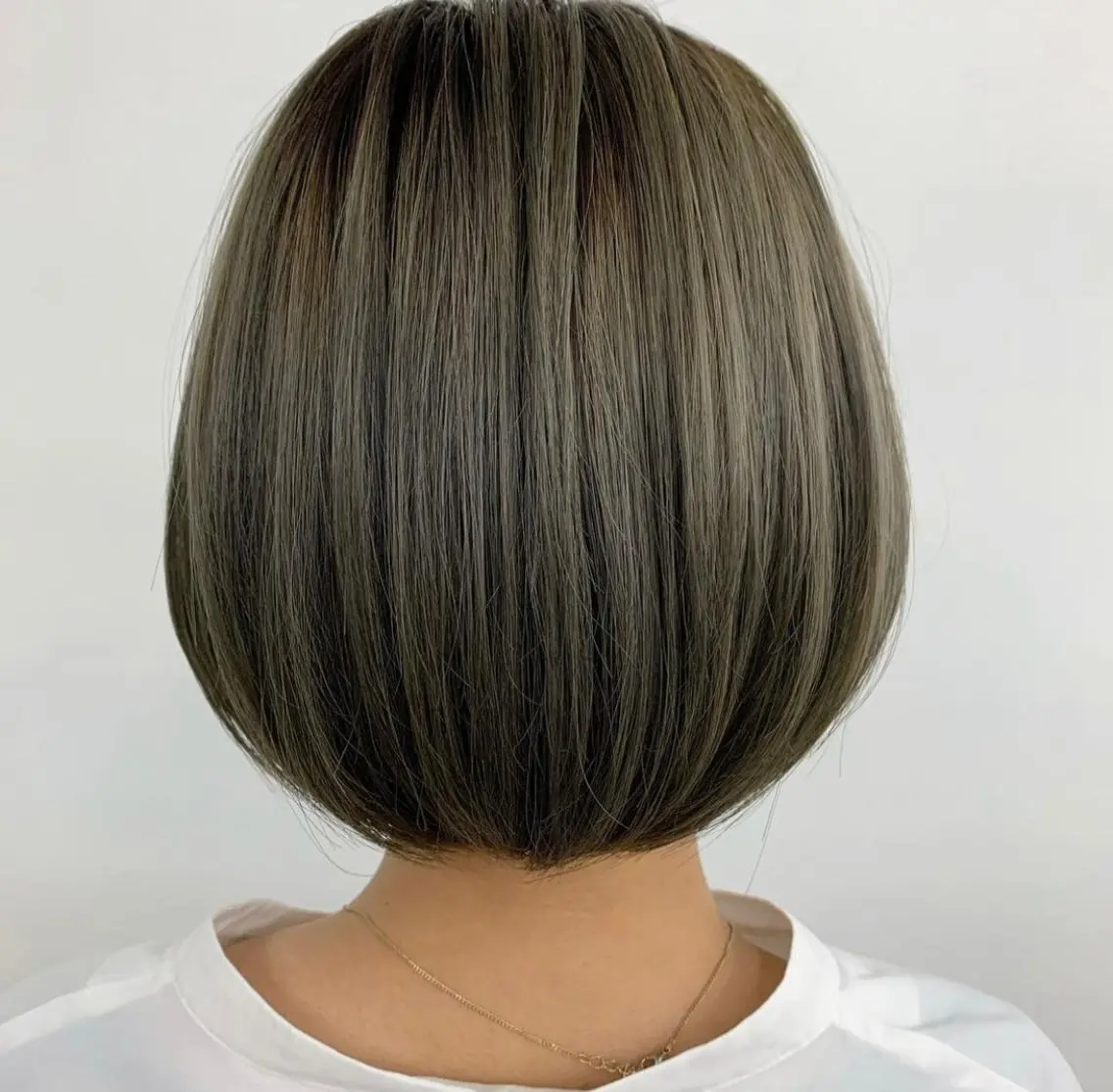 ショート カラー アッシュ 那須 颯太のヘアスタイル