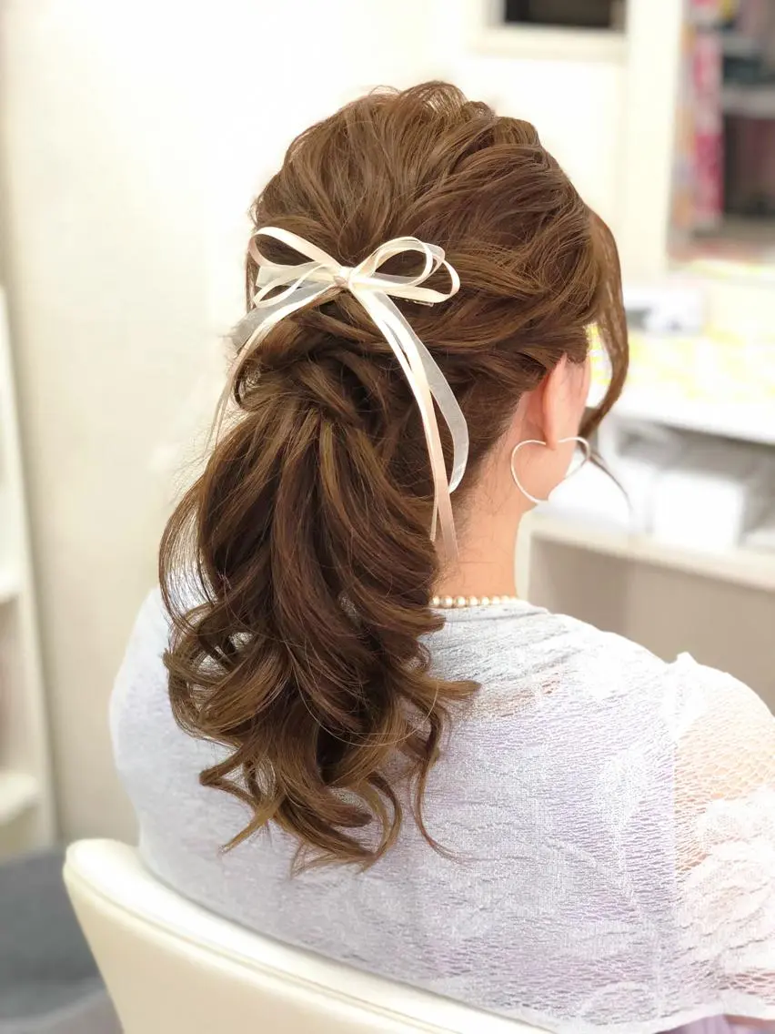 🌈お呼ばれ🎀洋髪ヘアセットの写真
