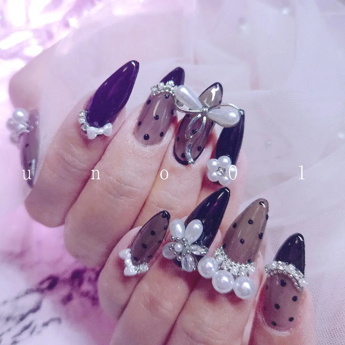 ネイル アートネイル ロングネイル ハンドネイル 梅田🦄中崎町🩵 u n o 0 1のネイルデザイン