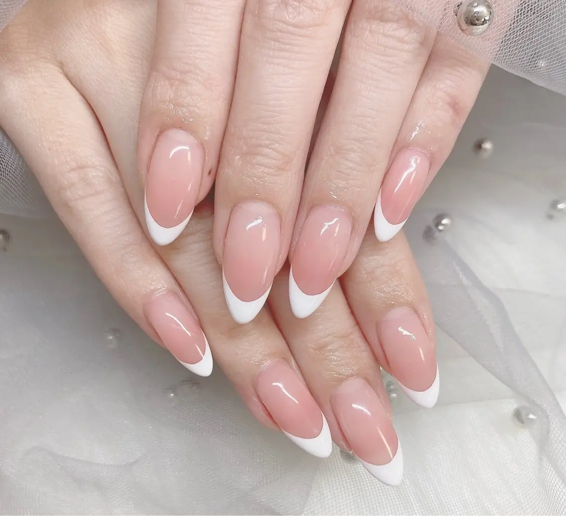 【ベースカラーなし】★大人上品フレンチネイル💅の写真