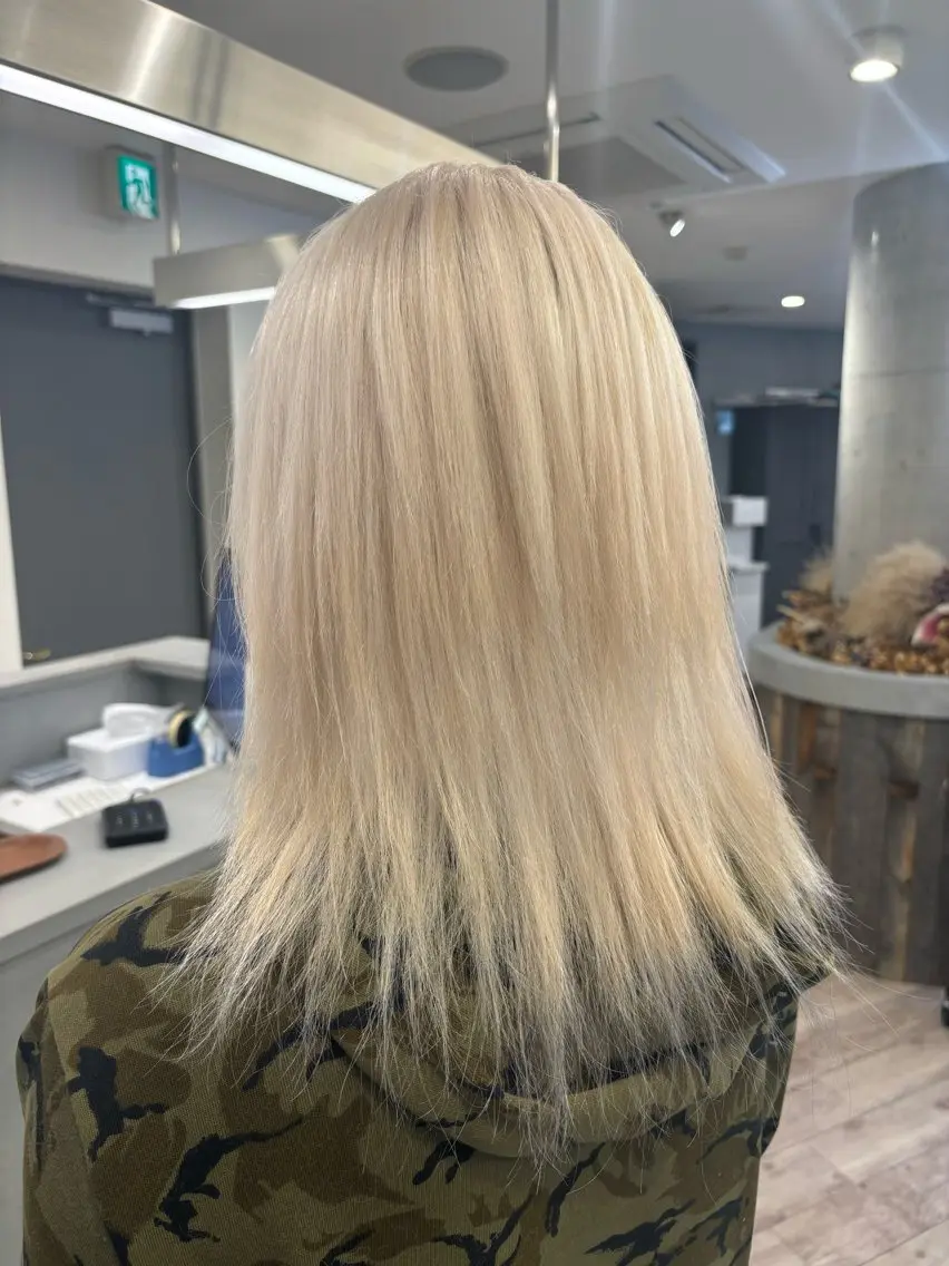 カラー ヘアカラー 艶髪ハイトーンカラー kana♡のヘアスタイル