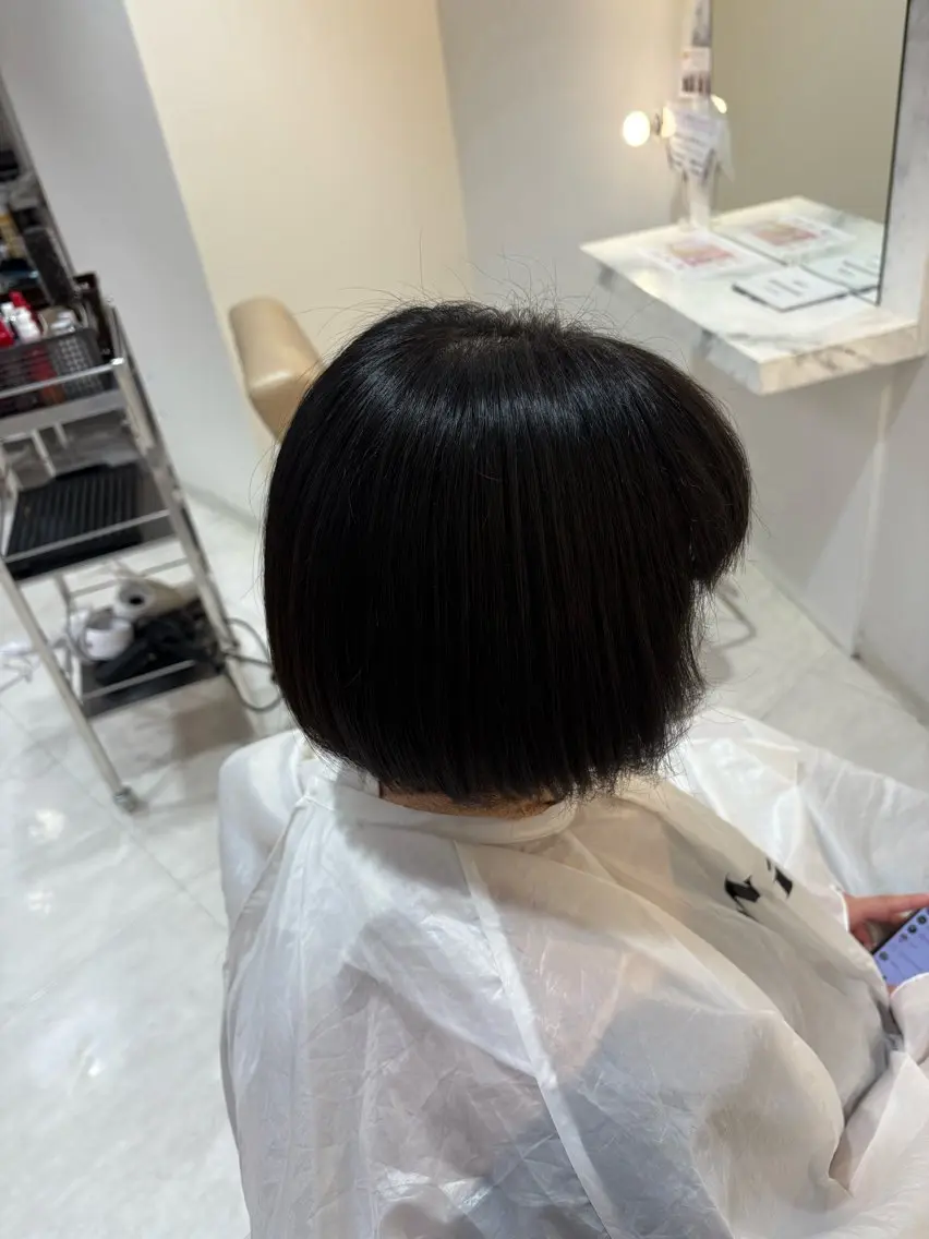 ショート カラー ヘアカラー 新庄 雪乃のヘアスタイル