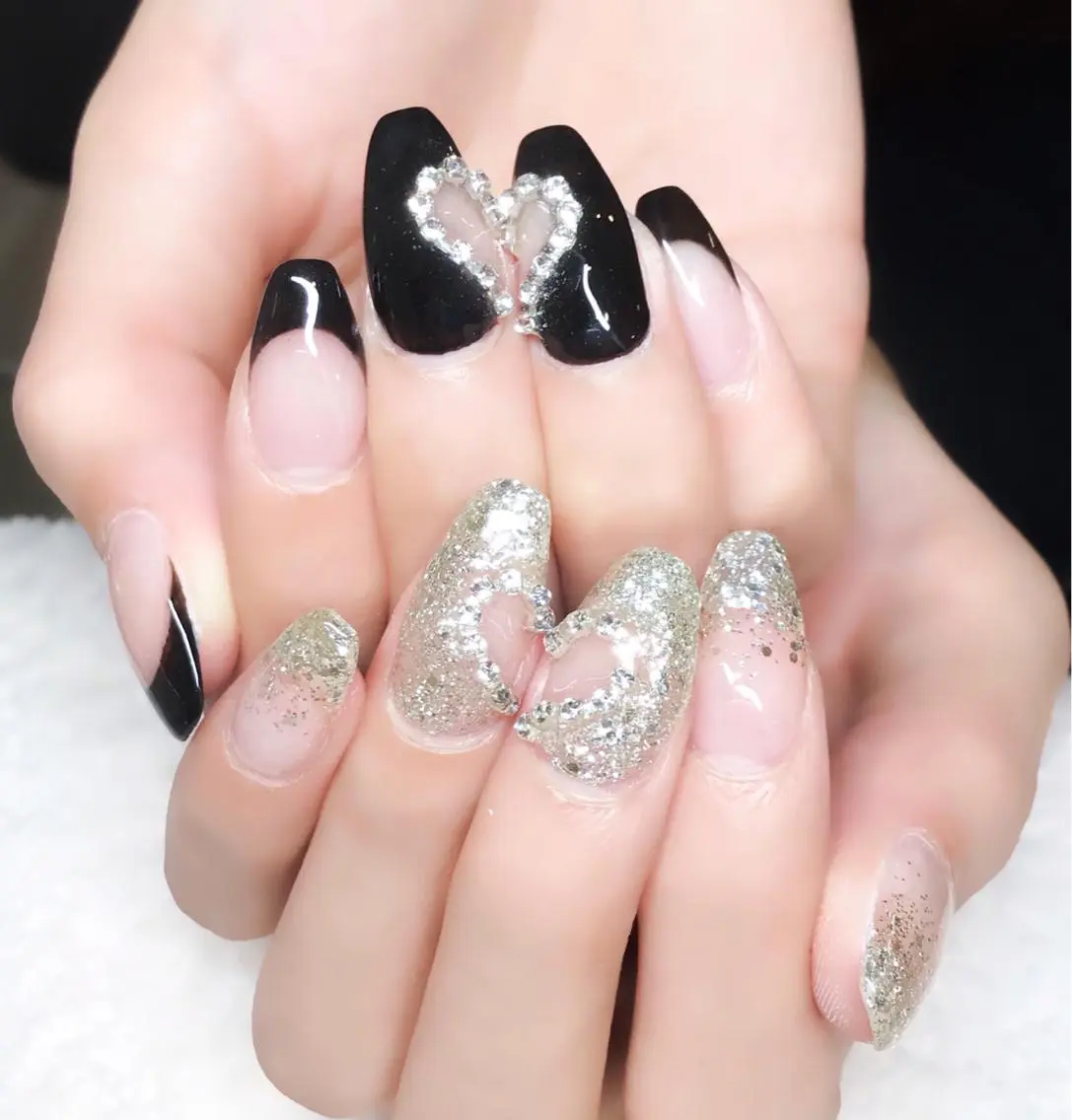 ネイル フレンチネイル ジェルネイル ハート キラキラネイル 韓国ネイル Nyanco Nailのネイルデザイン