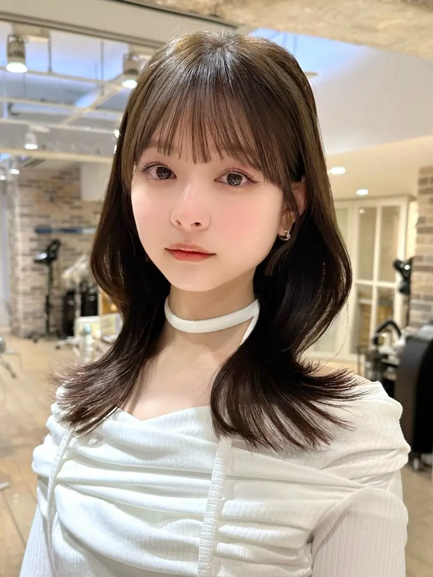 🌟平日限定🌟似合わせヘアカット+透明感うる艶カラー+2Stepトリートメント+コテ巻き¥19800→¥9800の写真