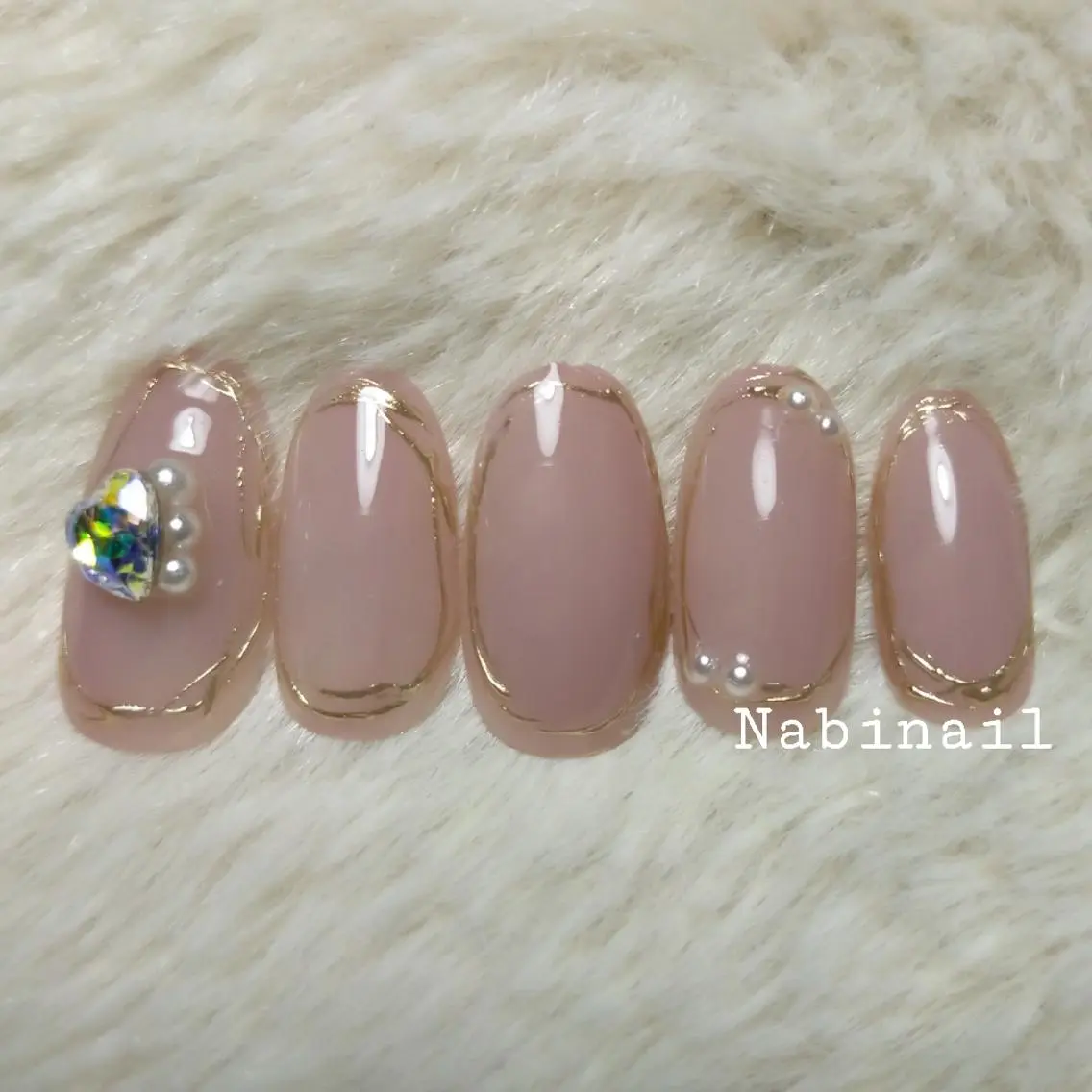 ネイル ハート オフィスネイル ストーンネイル 西日暮里 Nabinailのネイルデザイン