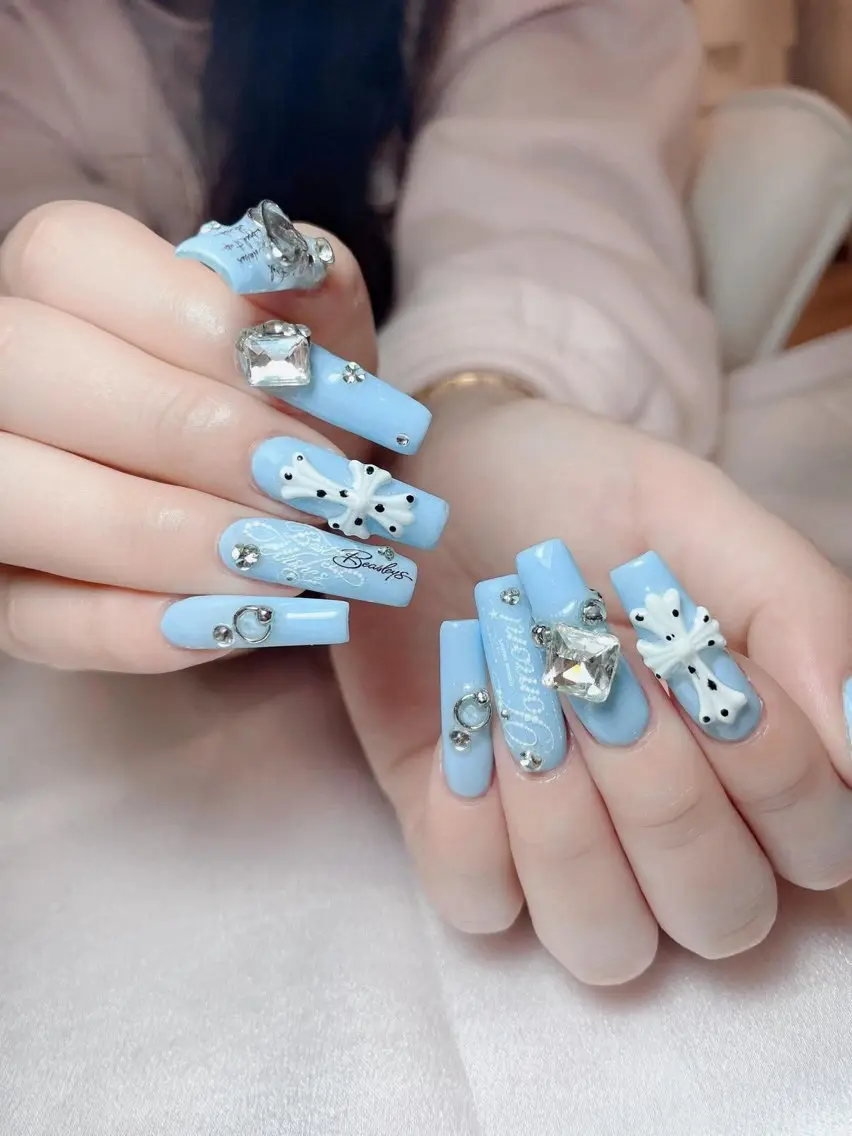 ネイル チークネイル 長さ出し フラッシュネイル ジェルネイル 韓国ネイル ハンドネイル Queen Nail Salonのネイルデザイン