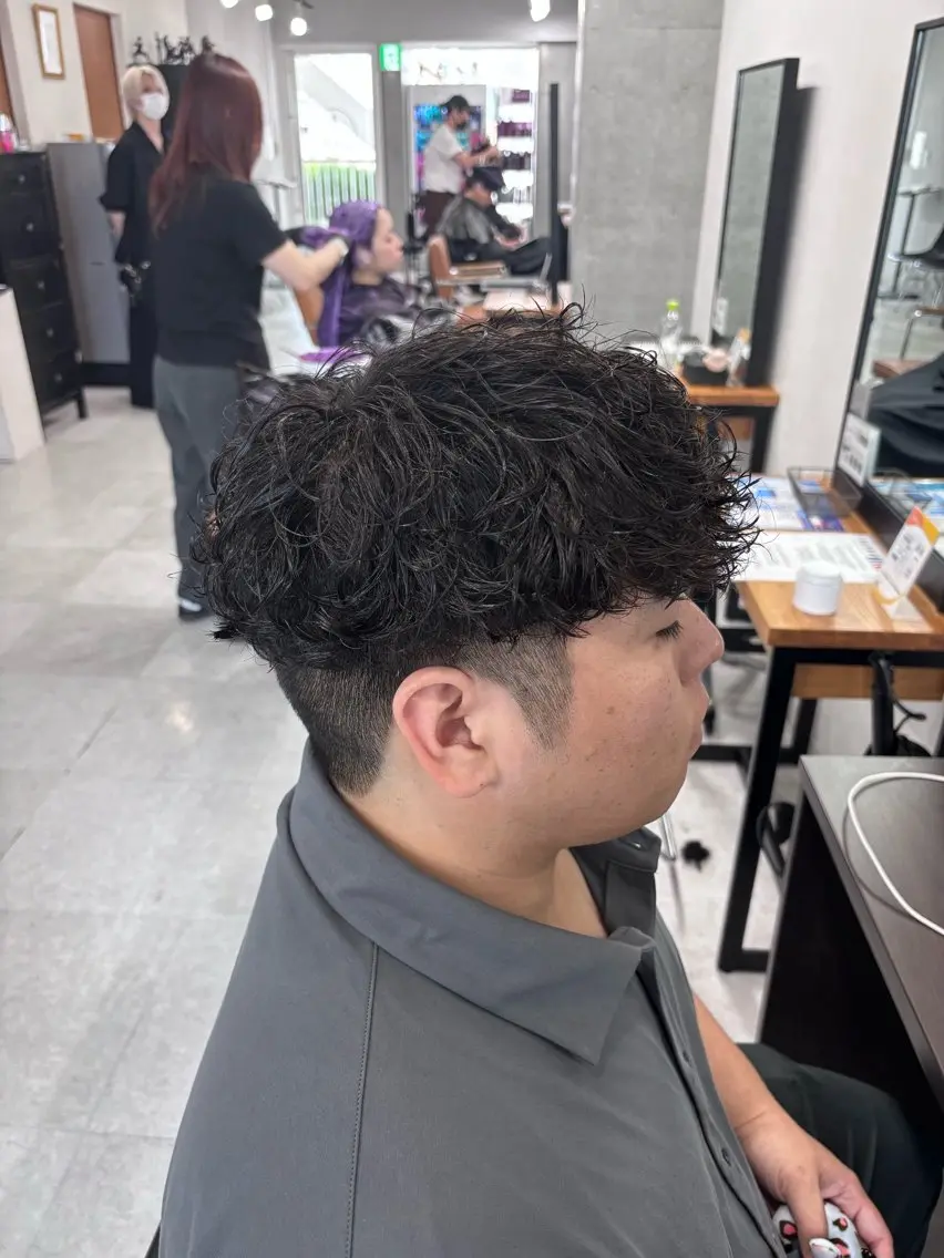 パーマ メンズ カット パーマ トリートメント ヘッドスパ ヘアセット パーマ特化 🇰🇷yutoのヘアスタイル