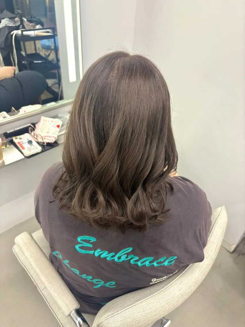 セミロング カラー ヘアカラー MIU ROCCO3rdのヘアスタイル
