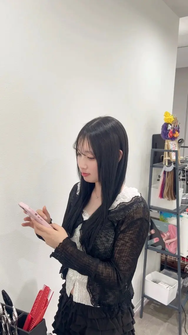 ロング ヘアカラー ✩limit まなか ♡カラー♡のヘアスタイル